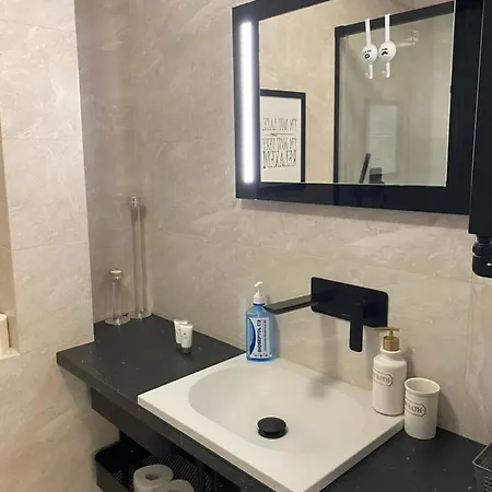 Apartment Apartament Emilian